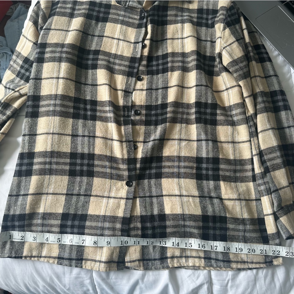ROMWE | Flannel Button-Up Top - Picture 4 of 10